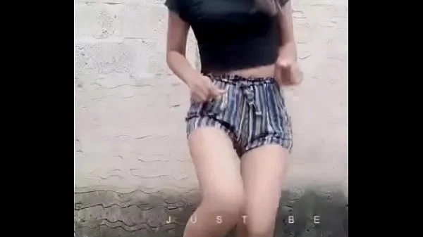 Chica con buenas nalgas Bolivianas